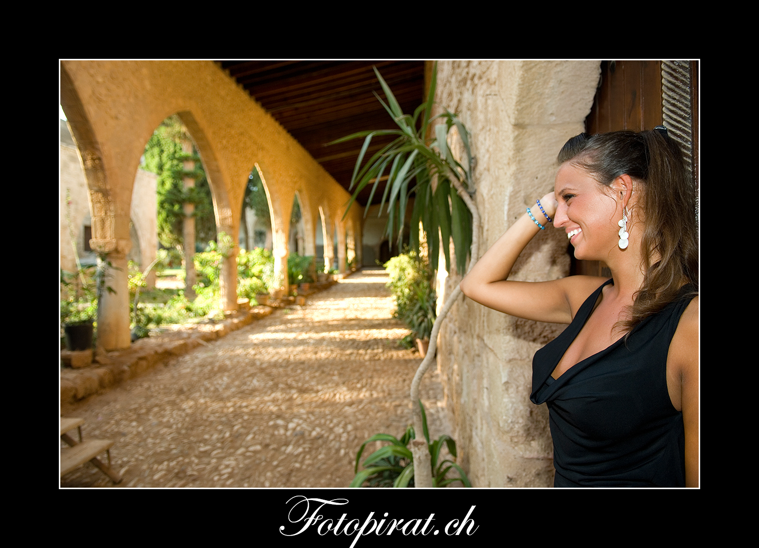 Fotoshooting, On Location, Kloster Ayia Napa, Modelagentur, Fotomodel,